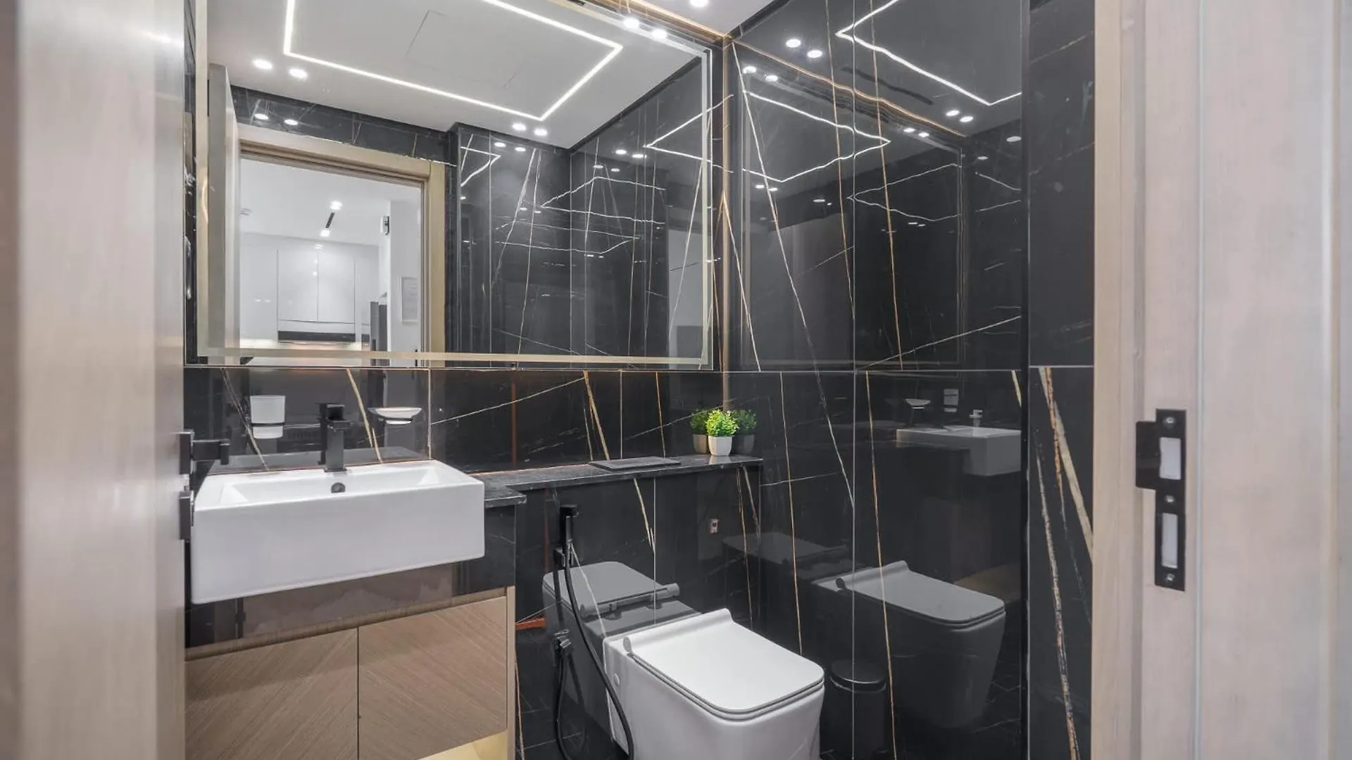 A Perfect And Stunning 1 Bedroom In Jvc Dubai 0*,