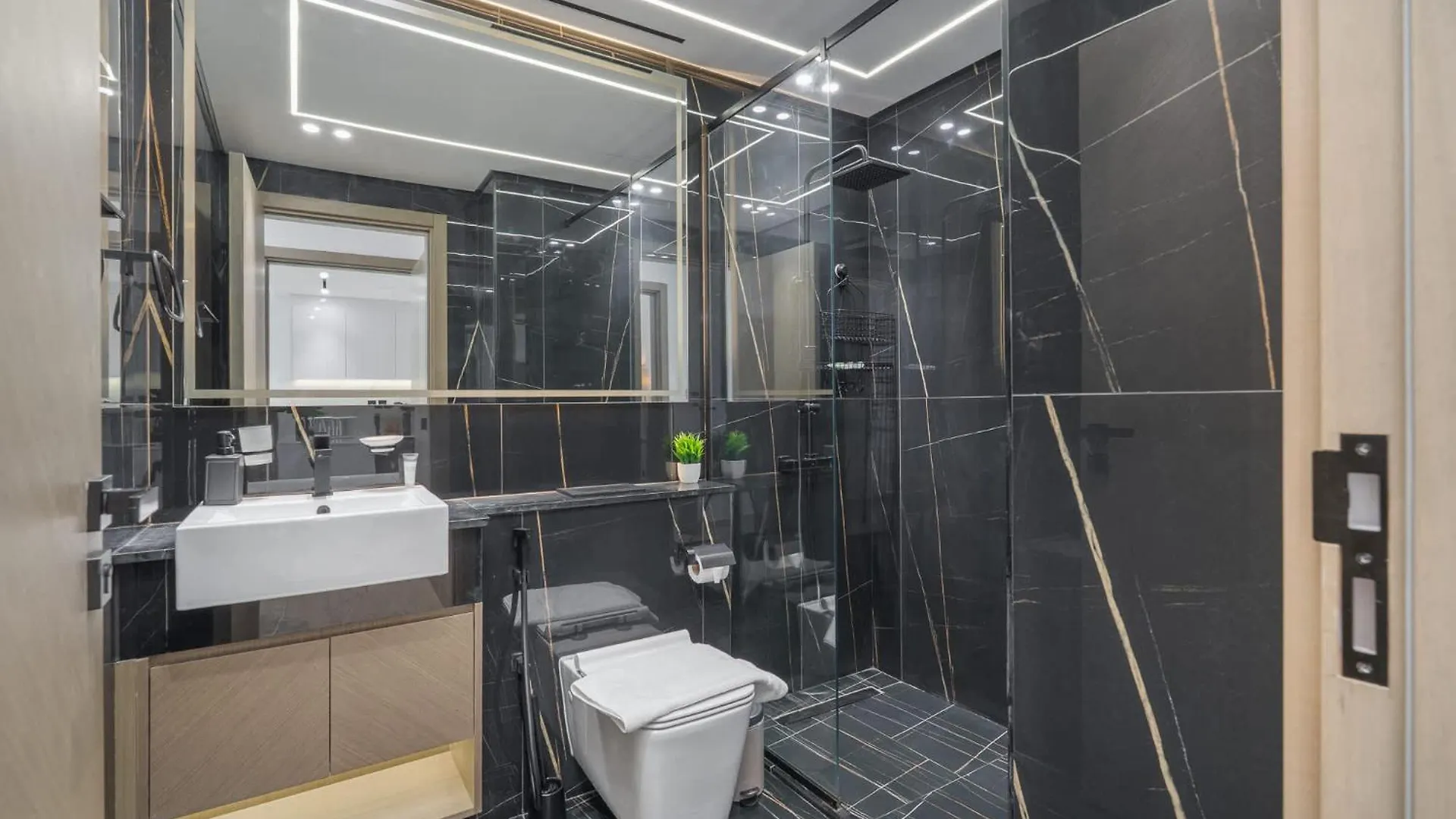 Apartment A Perfect And Stunning 1 Bedroom In Jvc Dubai